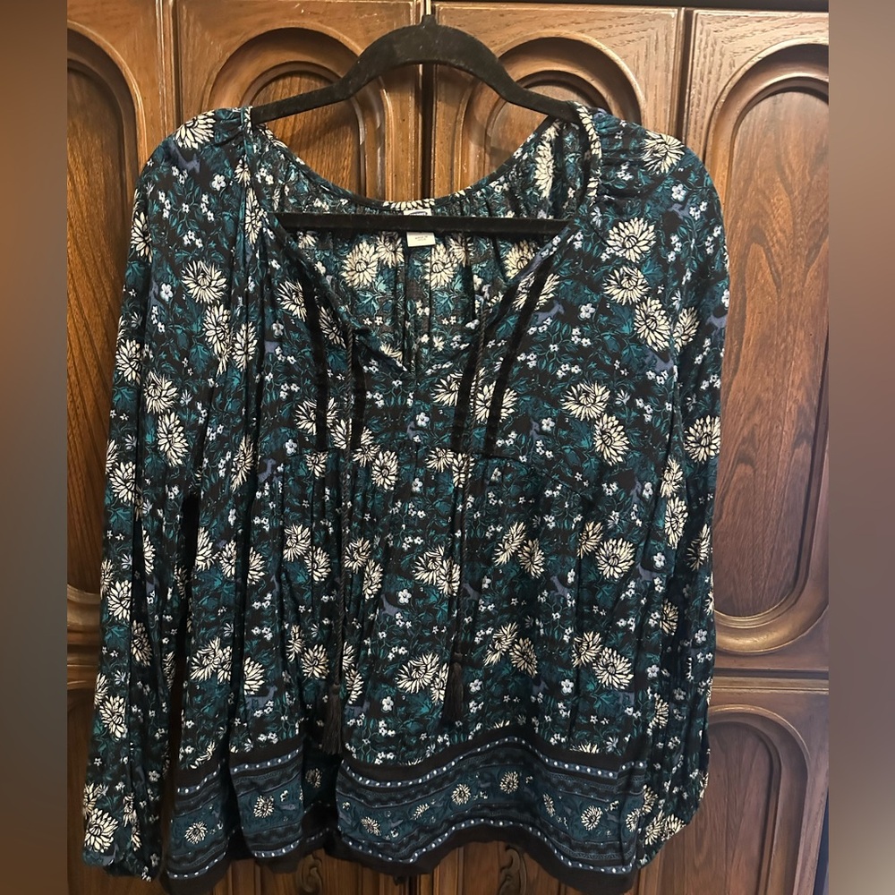 Old Navy Teal and White Floral Blouse